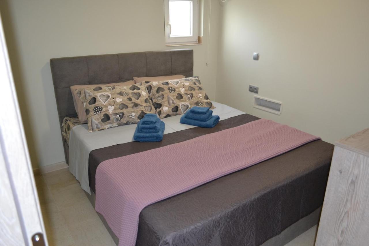 Stergiou Luxury Apartments With Shared Pool Anavyssos Zewnętrze zdjęcie